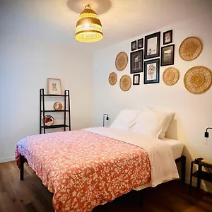 40m2-air Conditioning-elevator-underground Parking-self Checkin! Climatise 40m2-ascenseur-parking Souterrain -arrivee Autonome , Avignon France
